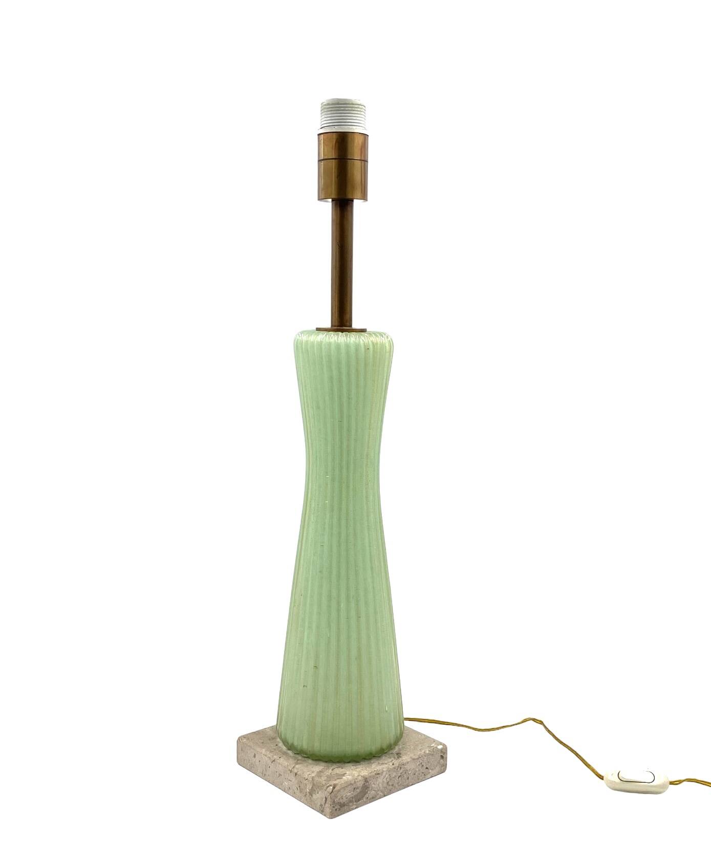 Mid-century modern green Murano glass Table lamp, Barovier & Toso style  Italy, 1940s
