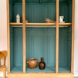 Mirror cabinet
