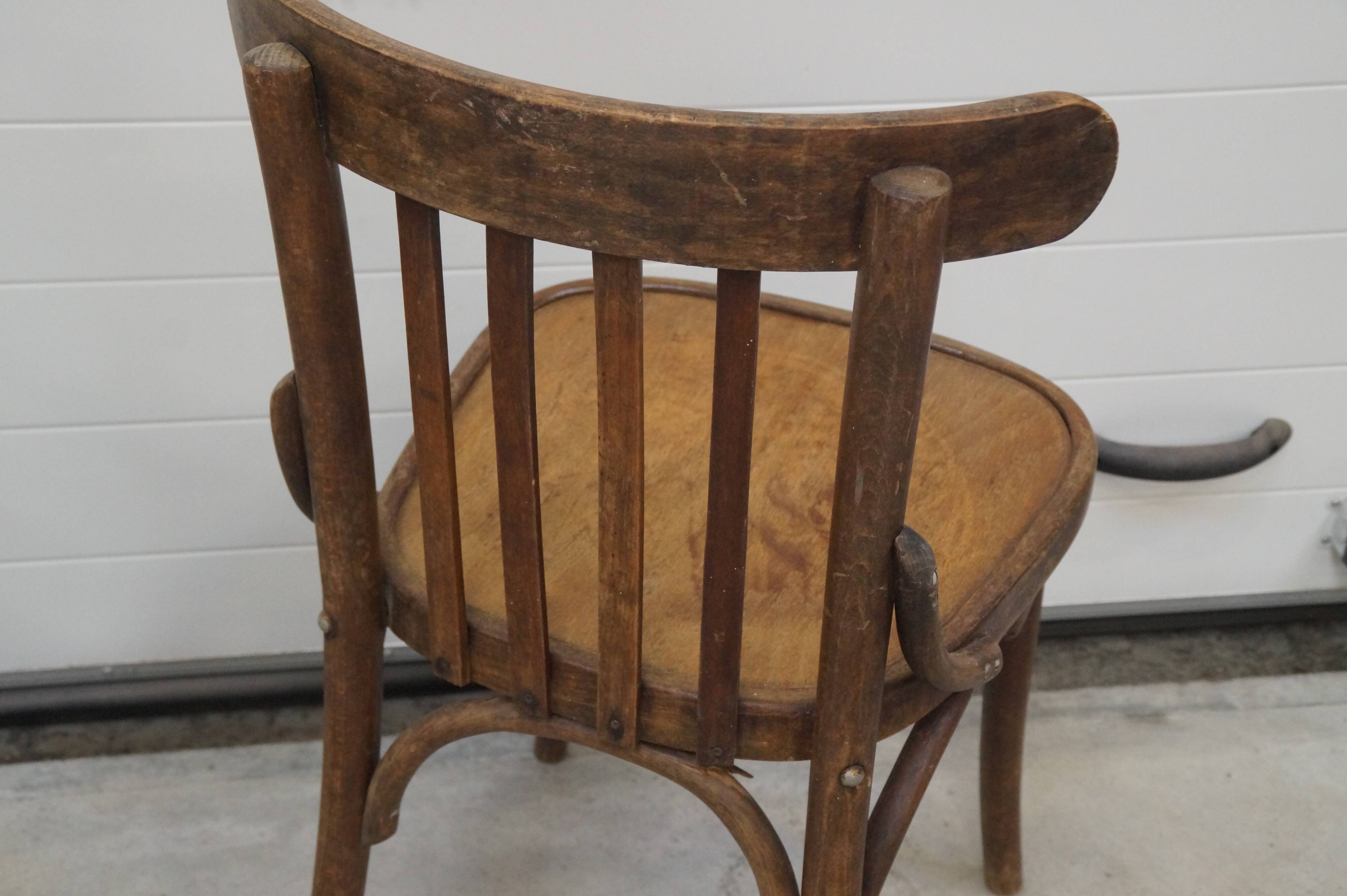 Lot 4 chaises de bistrot