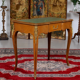 Table à écrire en bois doré et noyer Louis VI