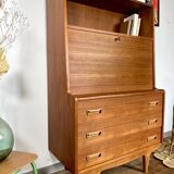 Scandinavian secretary