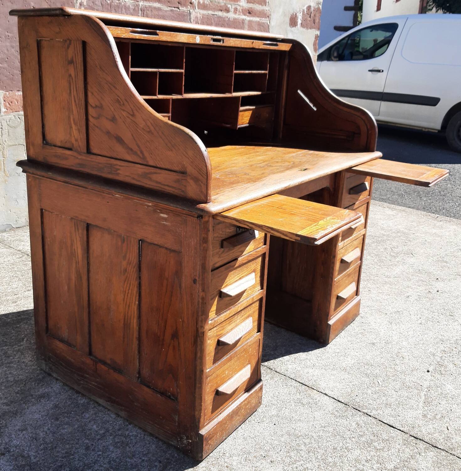 American "Roll Top" desk in oak.