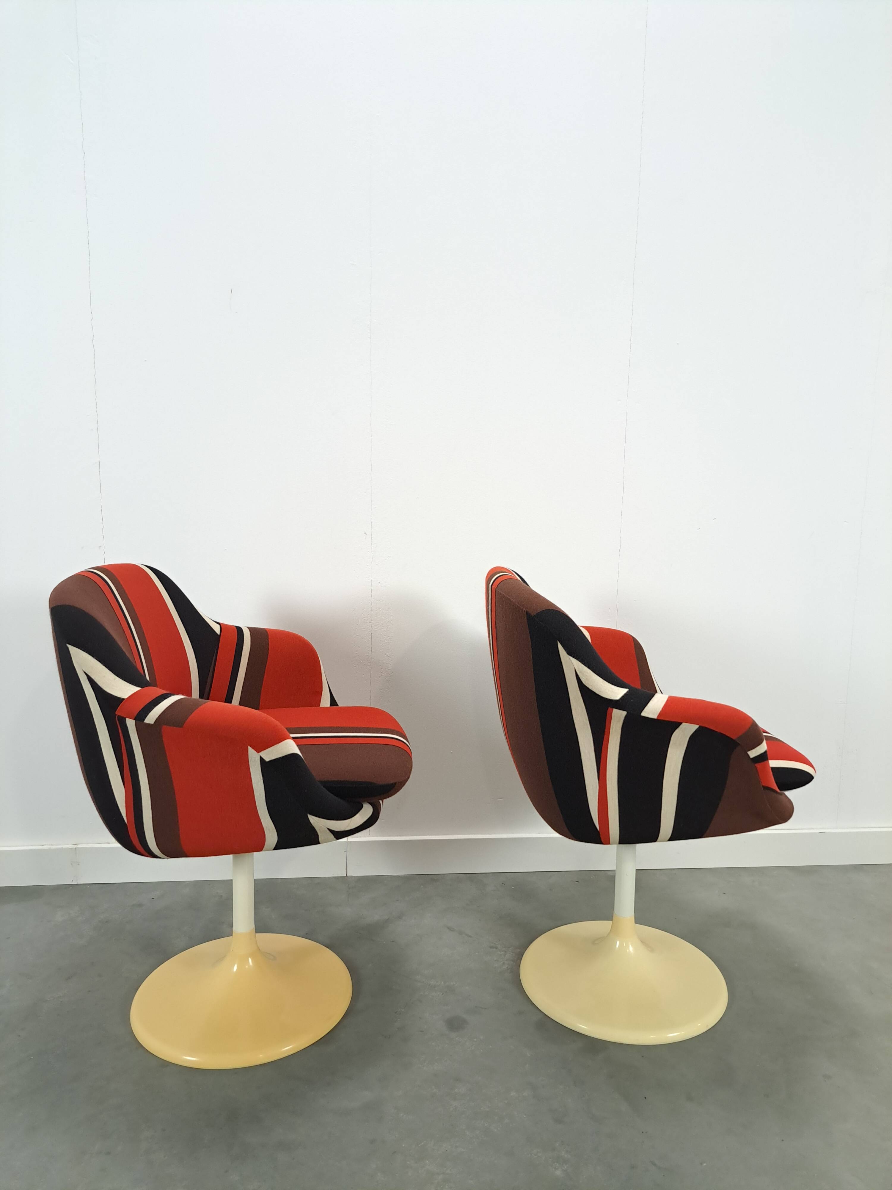 Design stoelen Erzeugnis Lusch, draai fauteuils