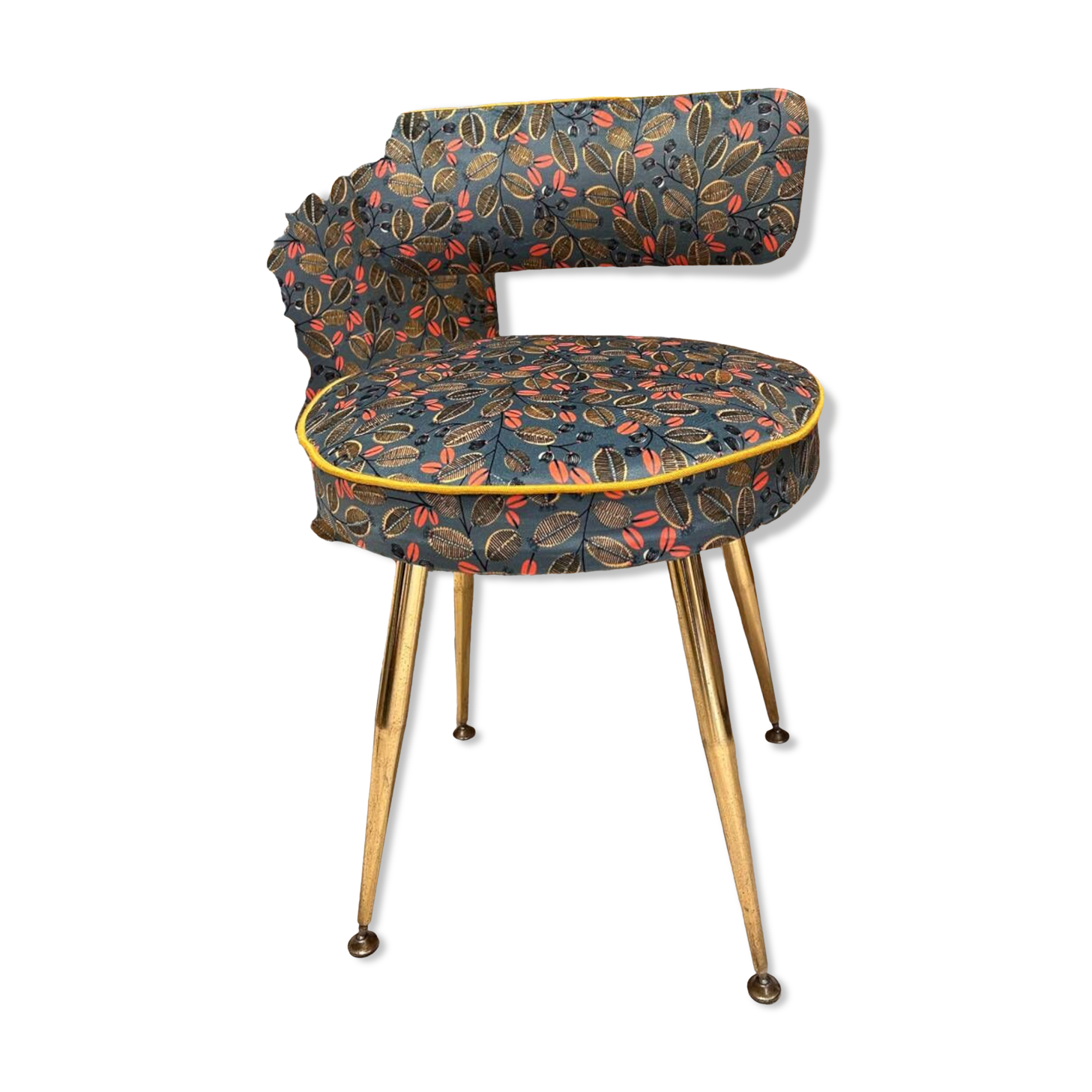 Retro dressing chair