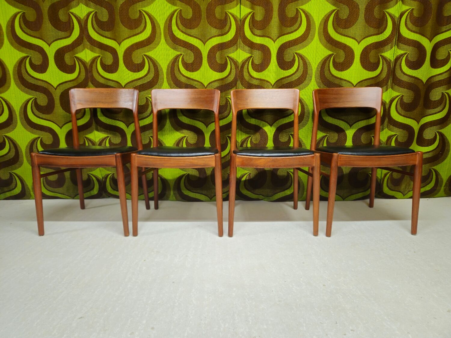 4 Teak Chairs HENNING KJAERNULF 1960"