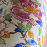 Earthenware vase decorated with peony
