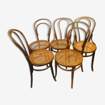 Set of 5 chairs