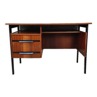 Scandinavian desk