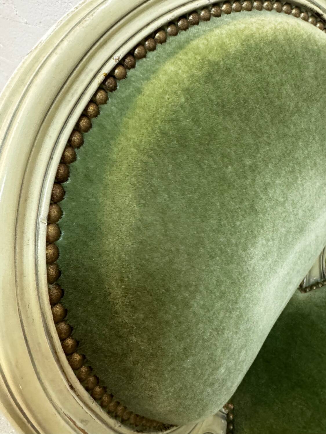 4 studded Louis XVI medallion chairs
