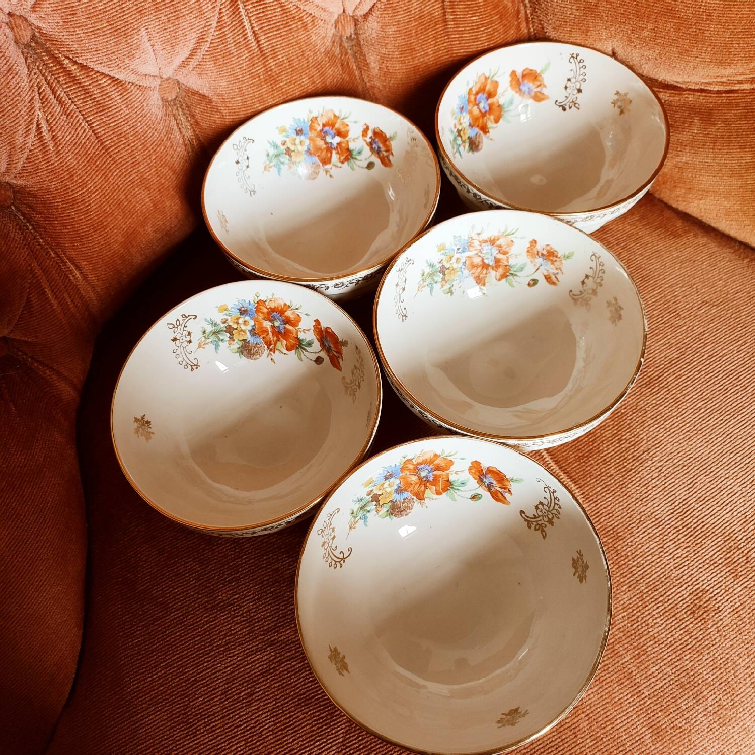 5 old porcelain bowls