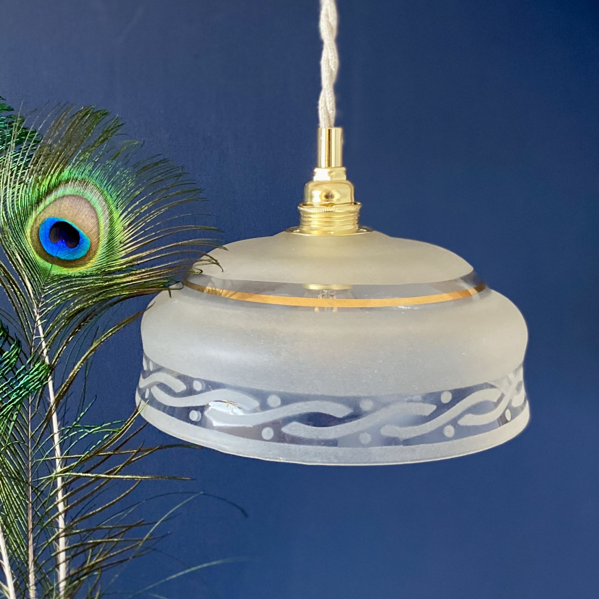 Suspension abat-jour vintage en verre dépoli