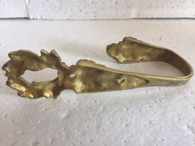 Former bronze patère