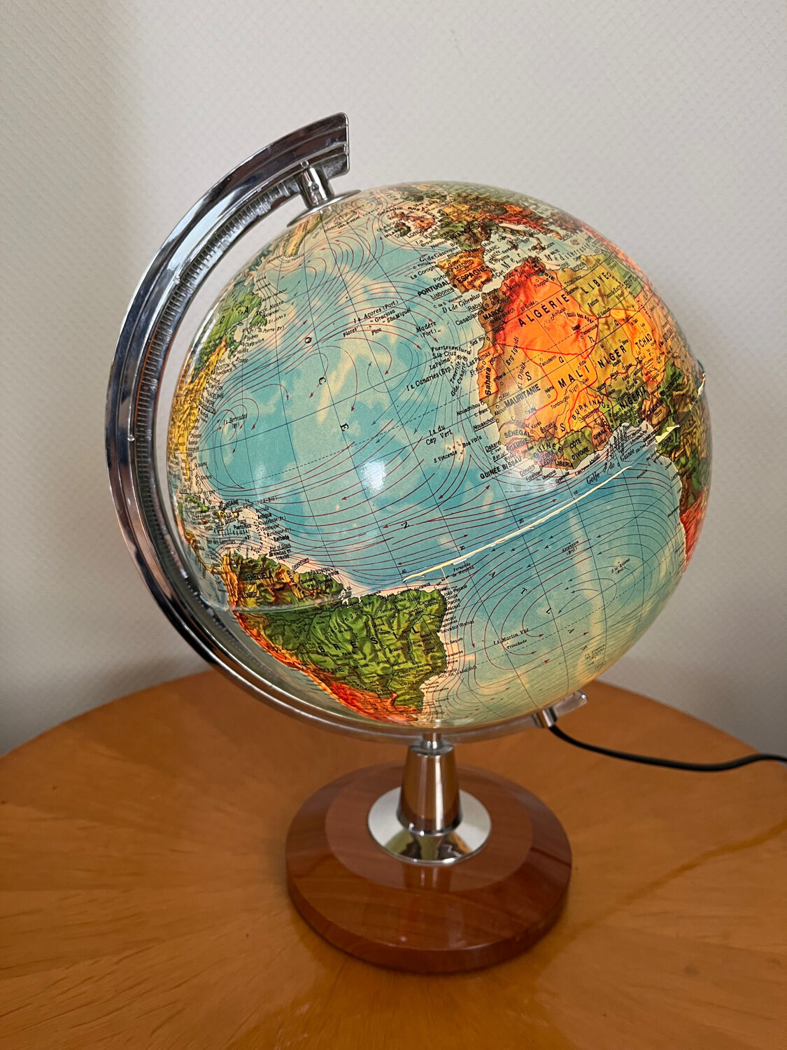 Vintage luminous earth globe
