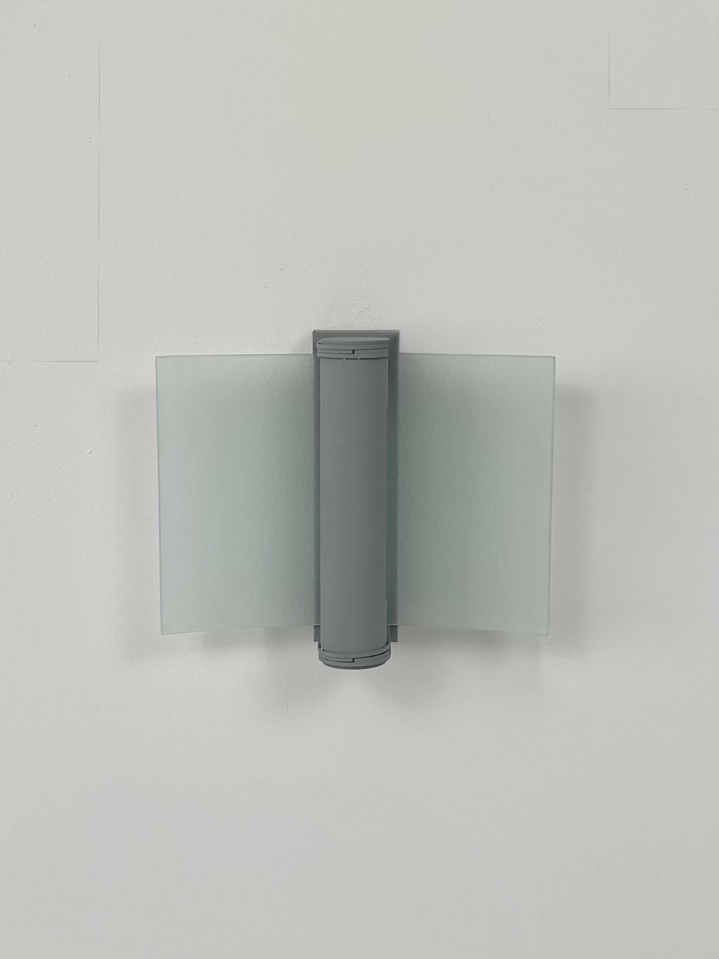 Vintage wall light, grey lacquered metal and frosted curved glass, France, 1980.