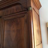 19th Cabinet in blond Walnut