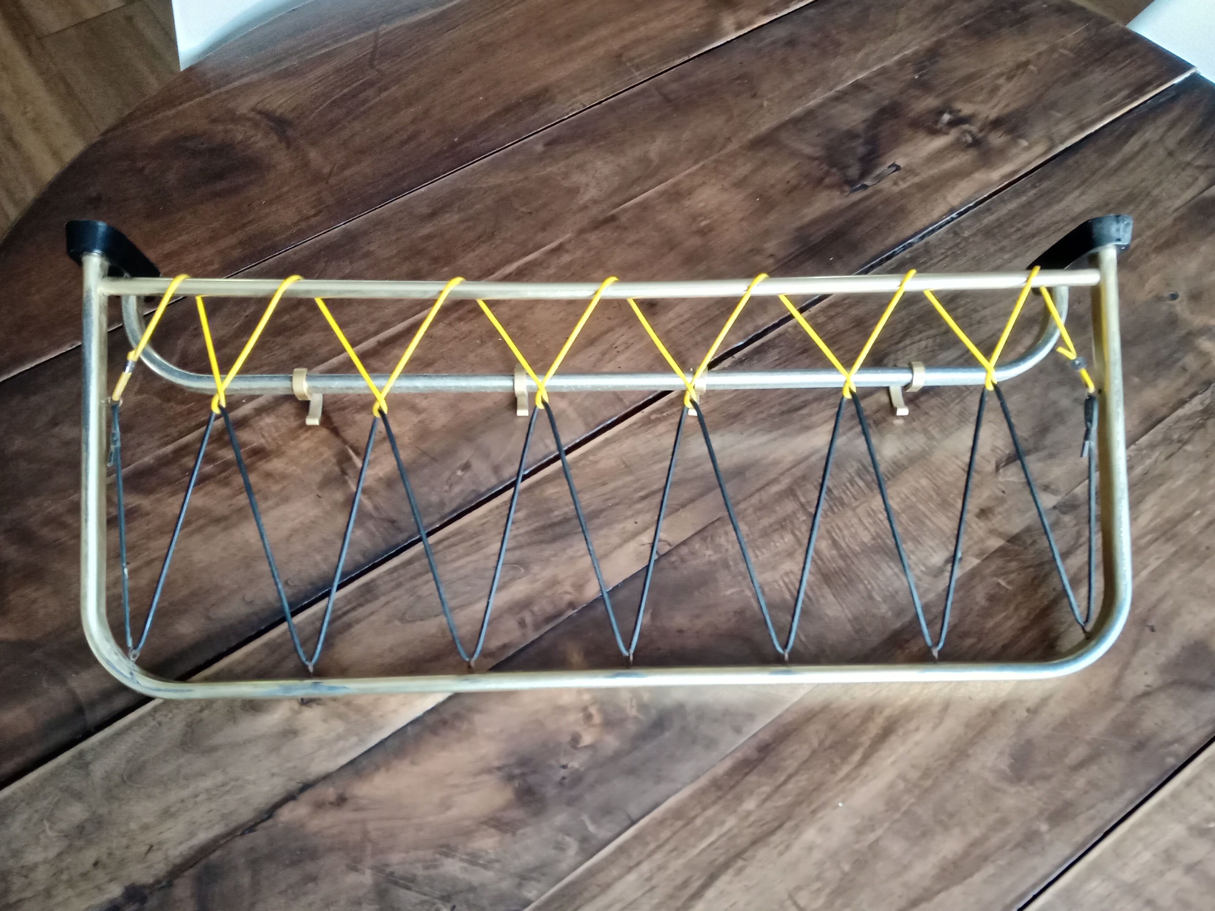 Vintage 70s coat rack in gold aluminum 4 crochets with scoubidou hats