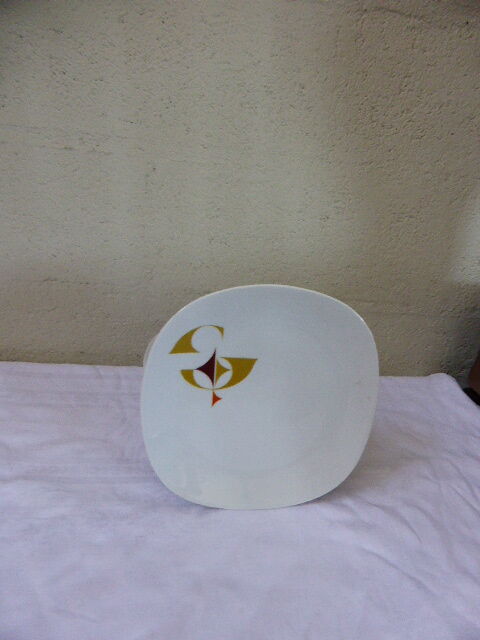 Porcelain plates by  Schirnding Bavaria 1970