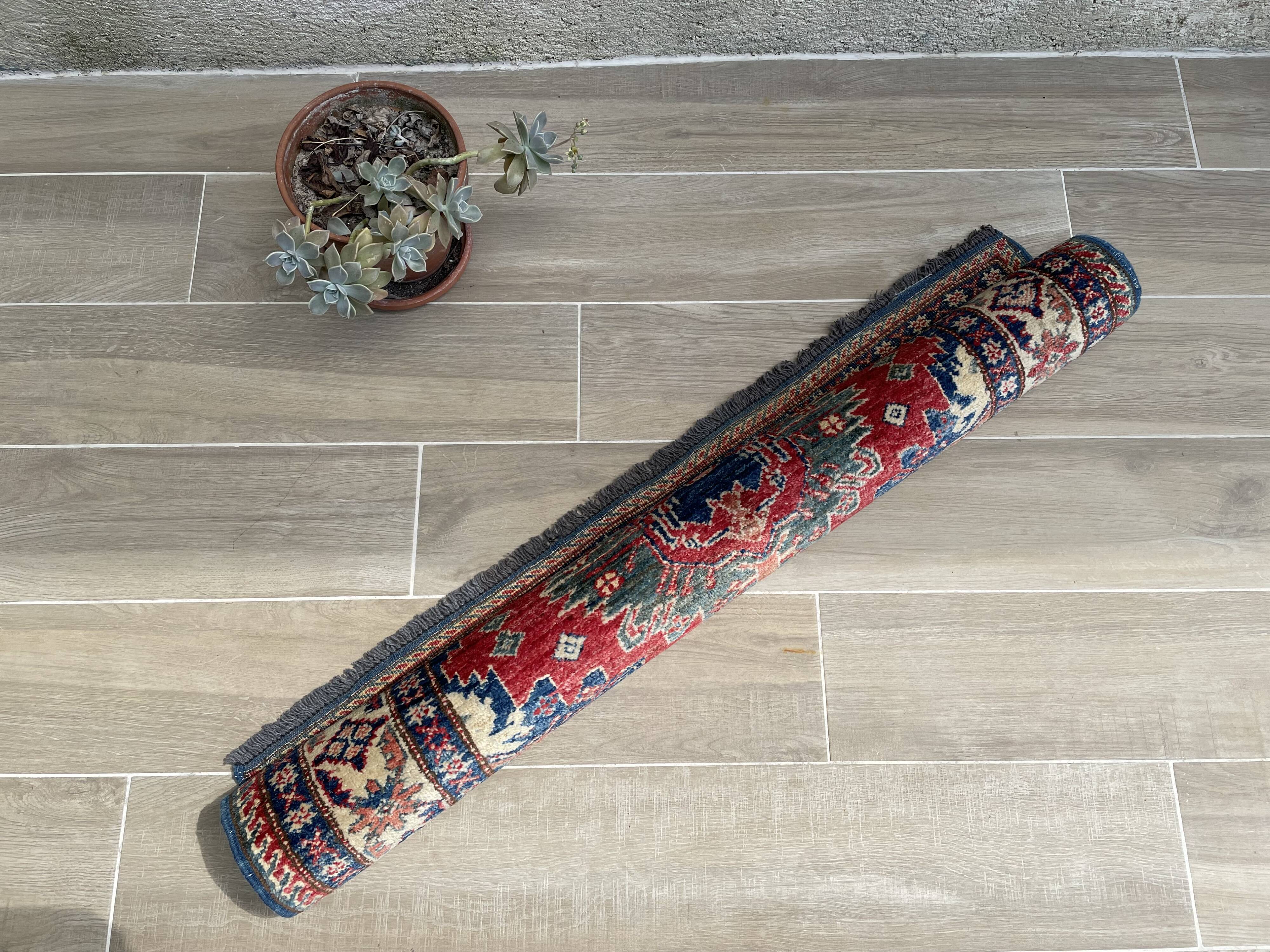 Carpet wool and silk 188x121cm