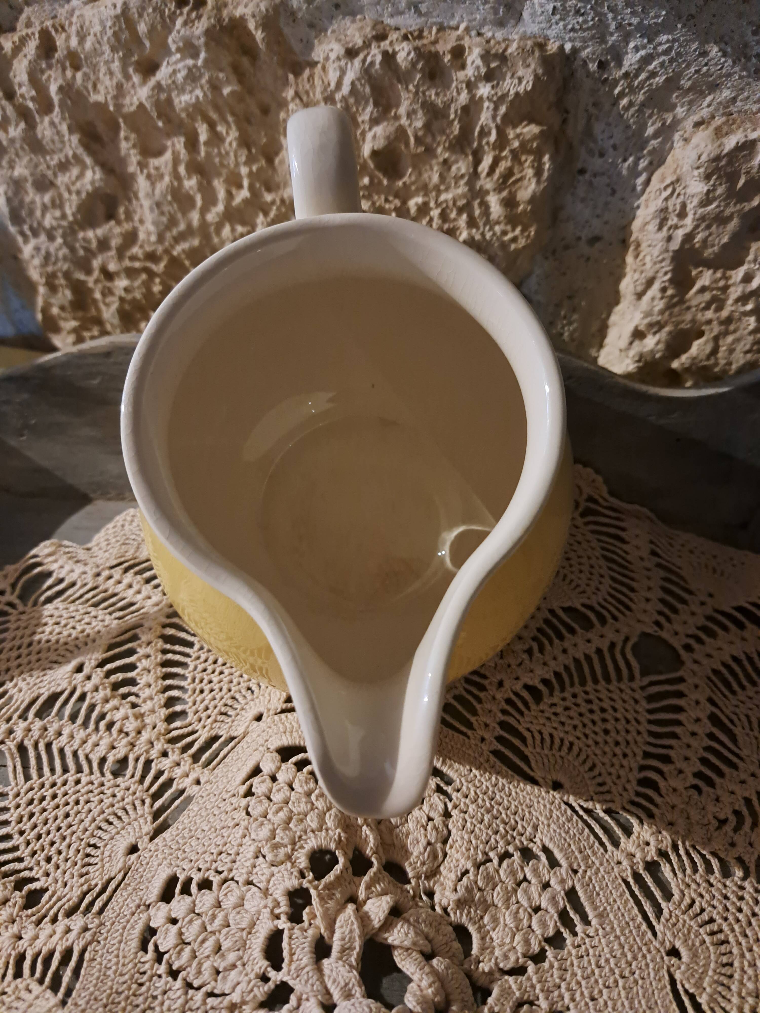 Grand pot à lait crémier Villeroy et Boch jaune