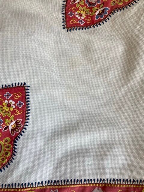 Nappe brodée