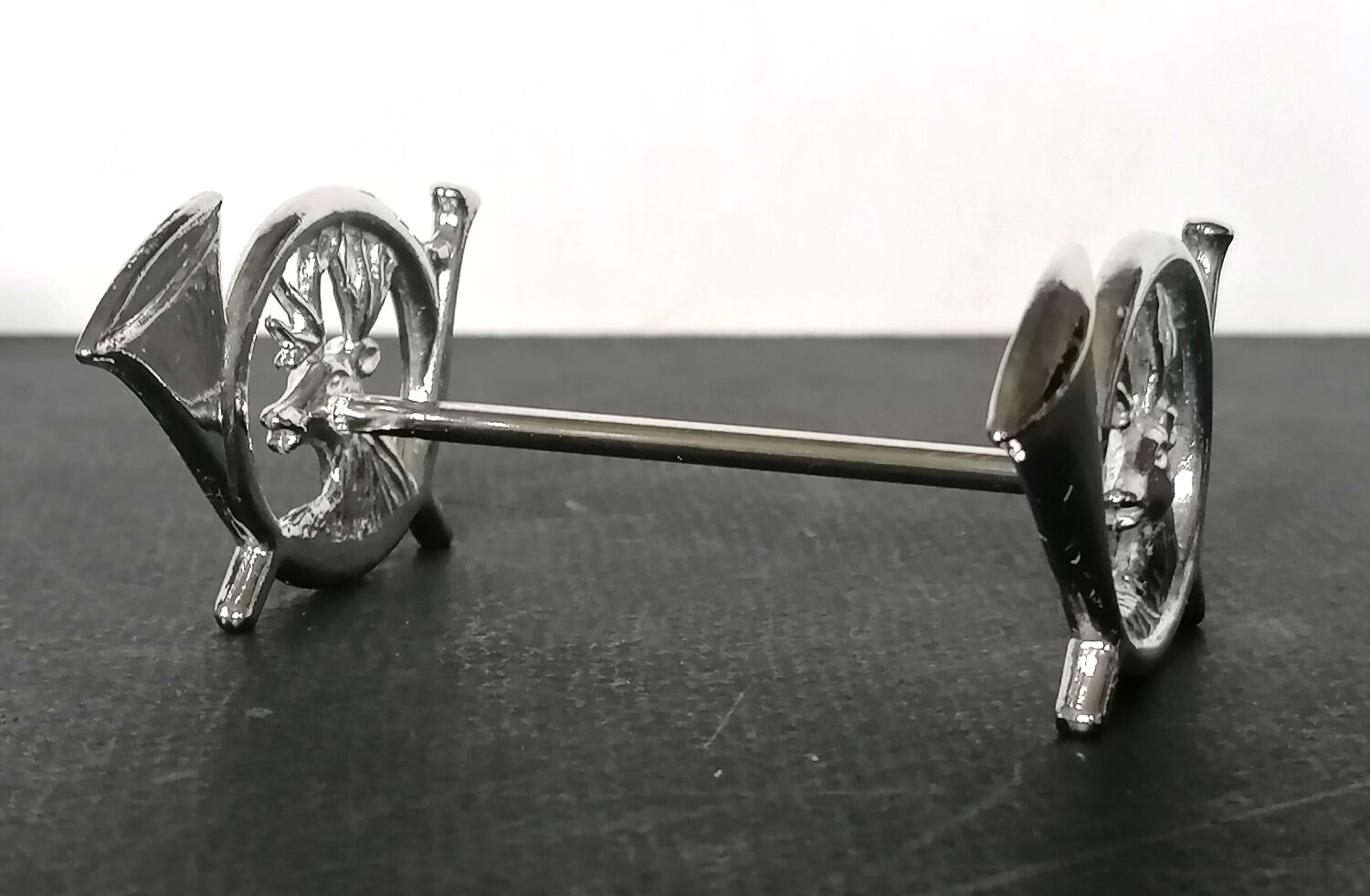 Porte couteau métal argenté chasse