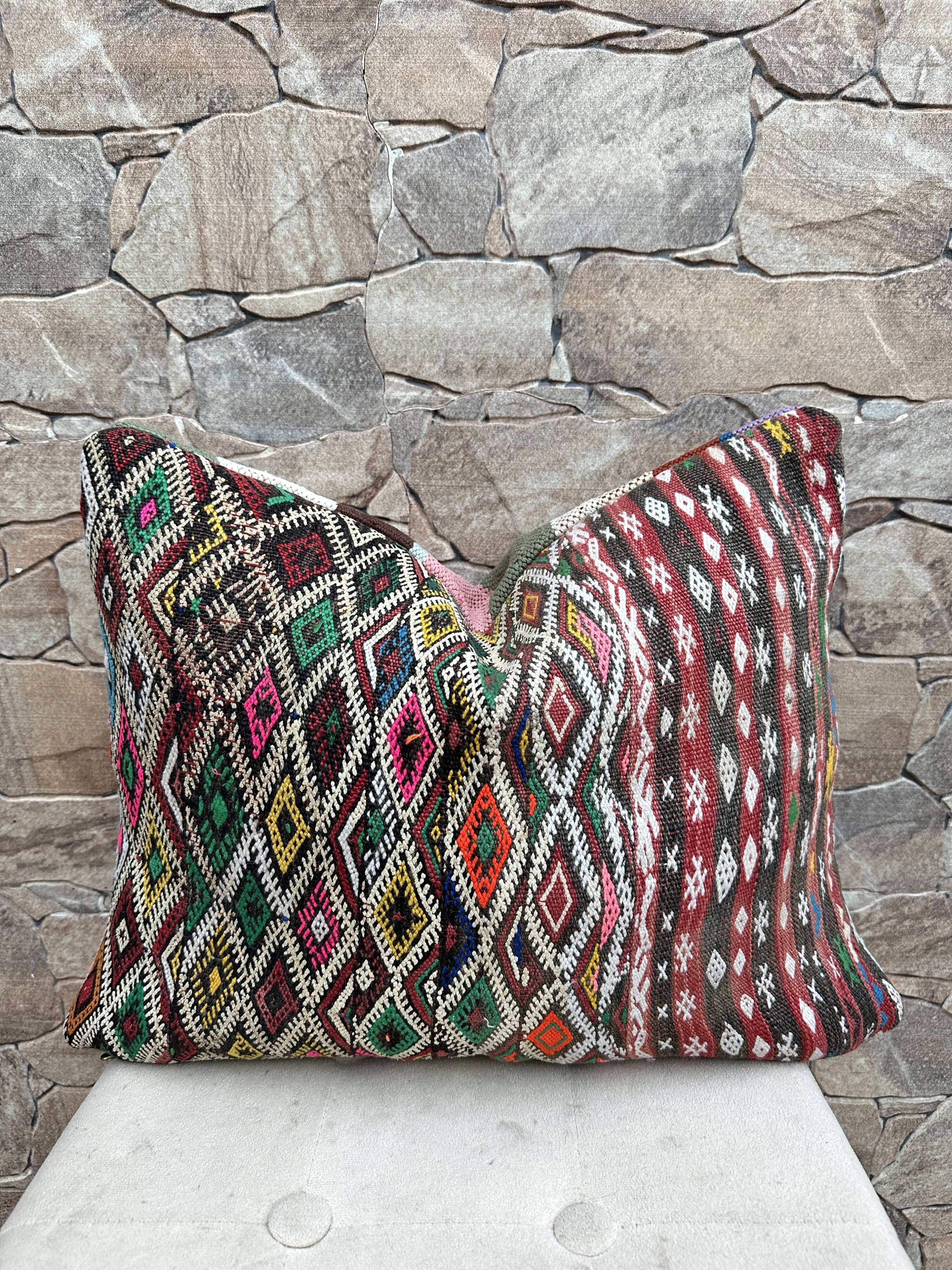 Vintage Moroccan Berber wool cushion cover