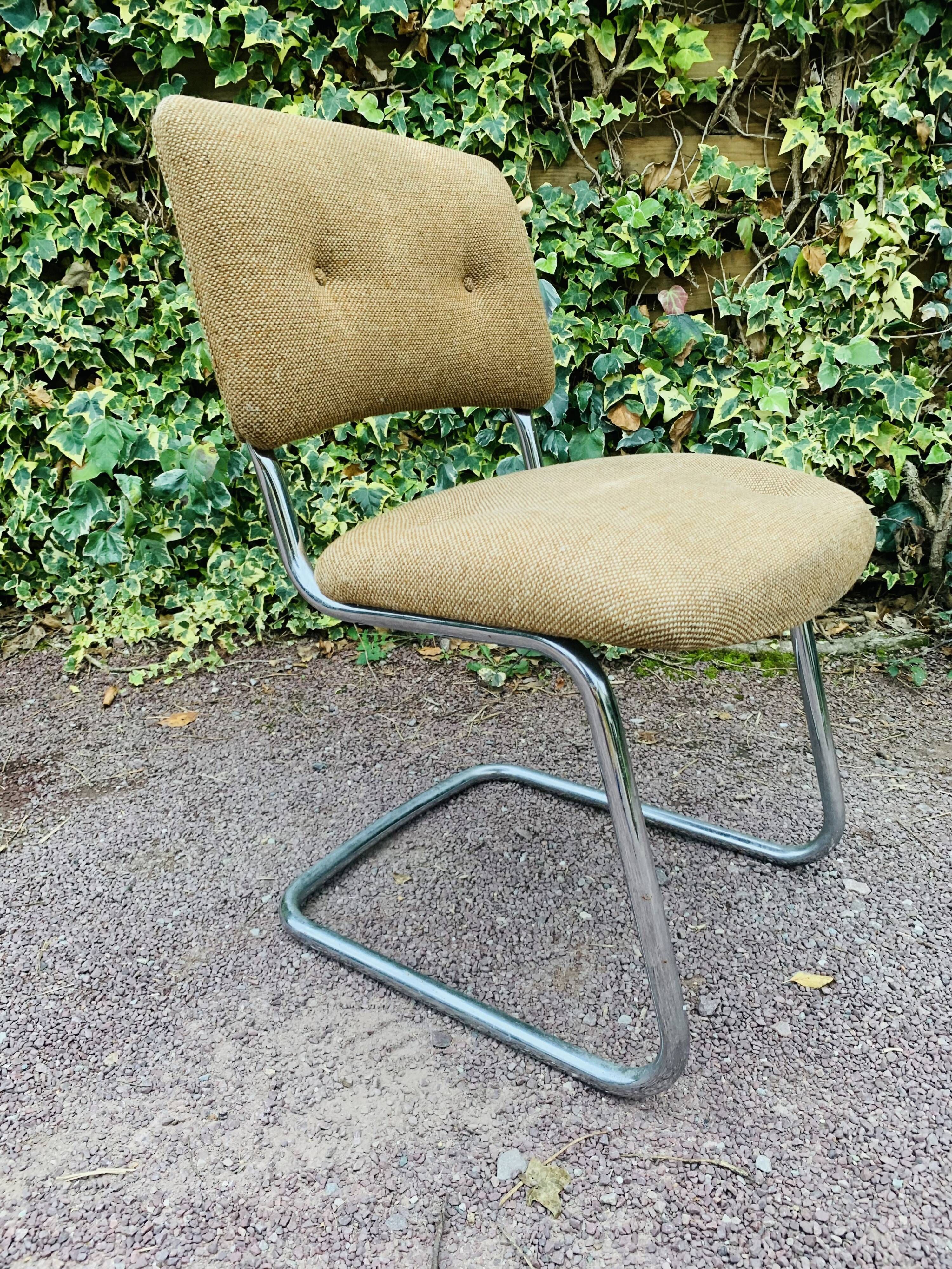 Vintage Strafor Steelcase chair from the 1980s.
