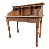 English style pine desk