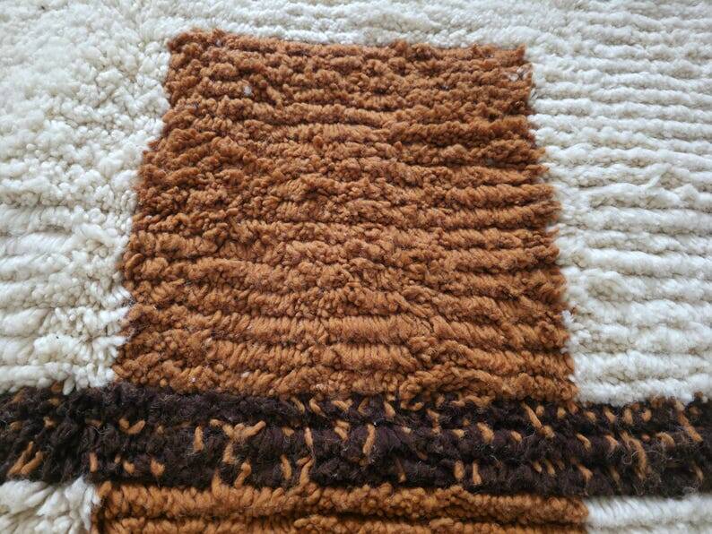 Large Azilal wool rug, 200 x 300 cm