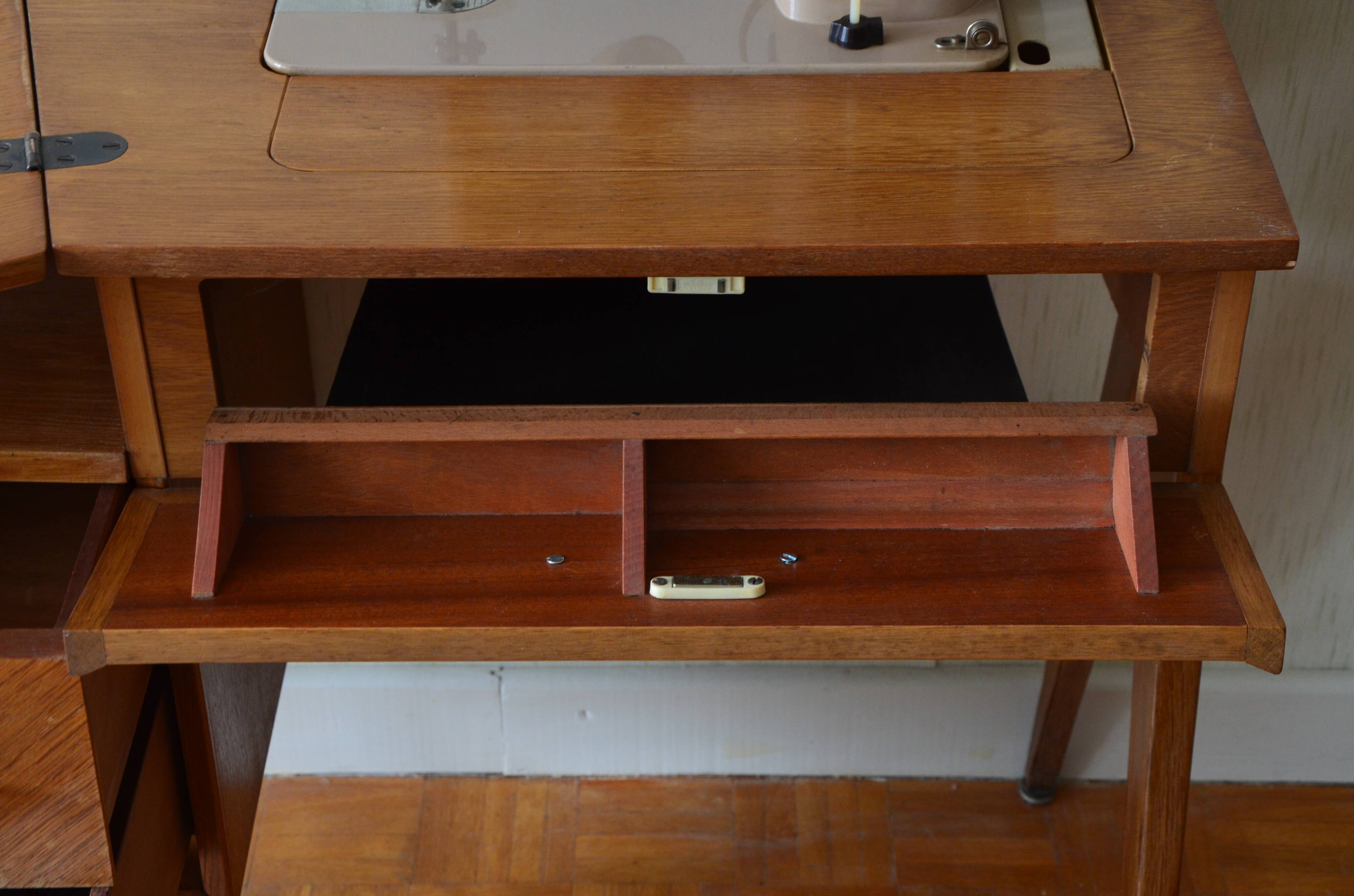 Desk and its Singer integrated sewing machine, 1962