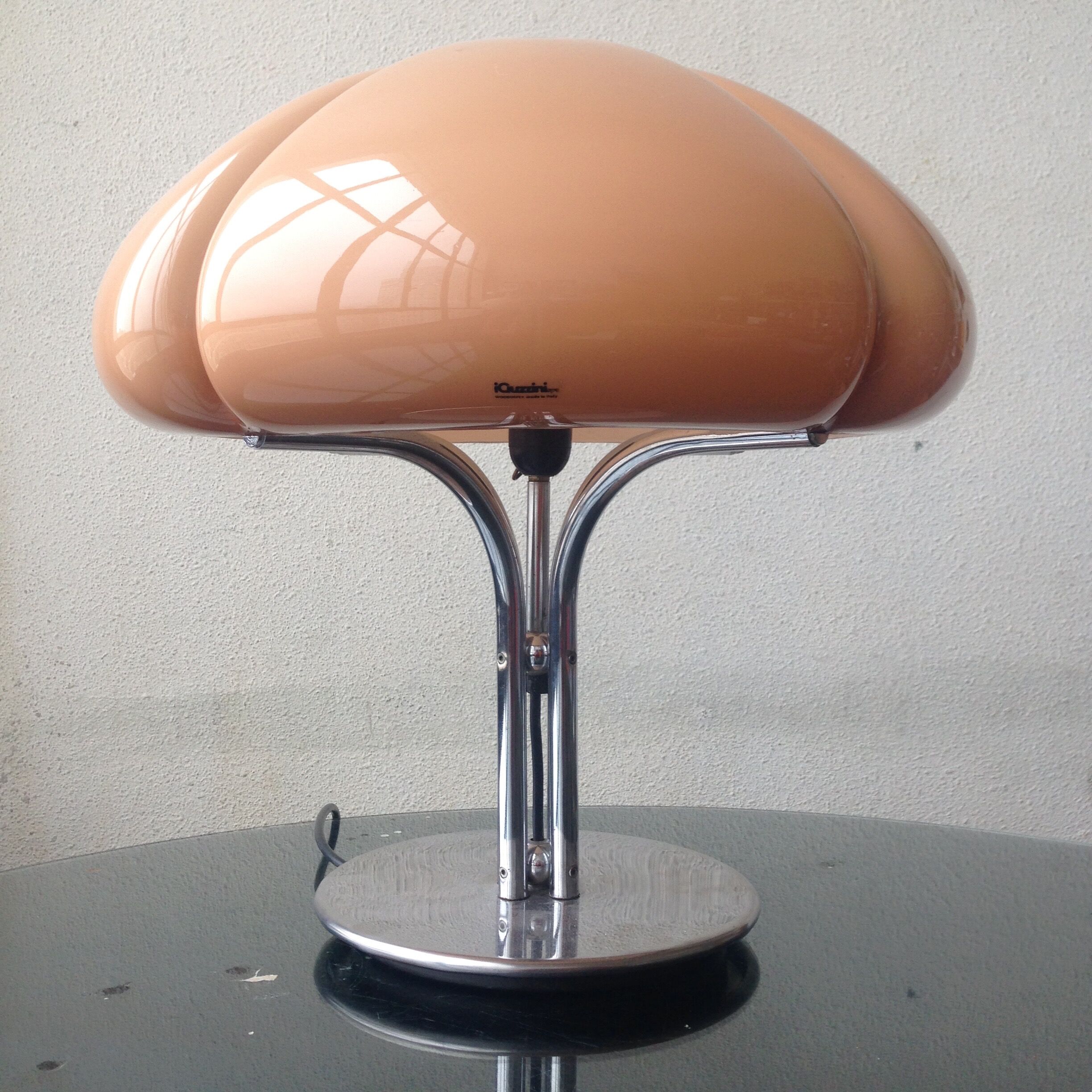 Quadrifoglio lamp by Gae Aulenti for Guzzini