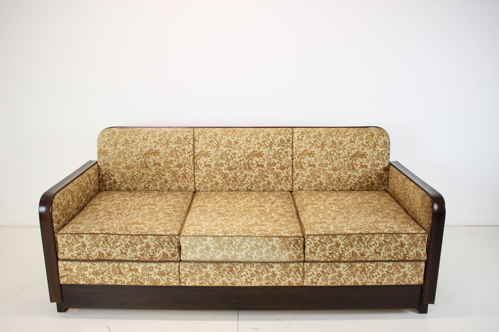Art deco three-seater sofa designed by Jindřich Halabala, 1930's.