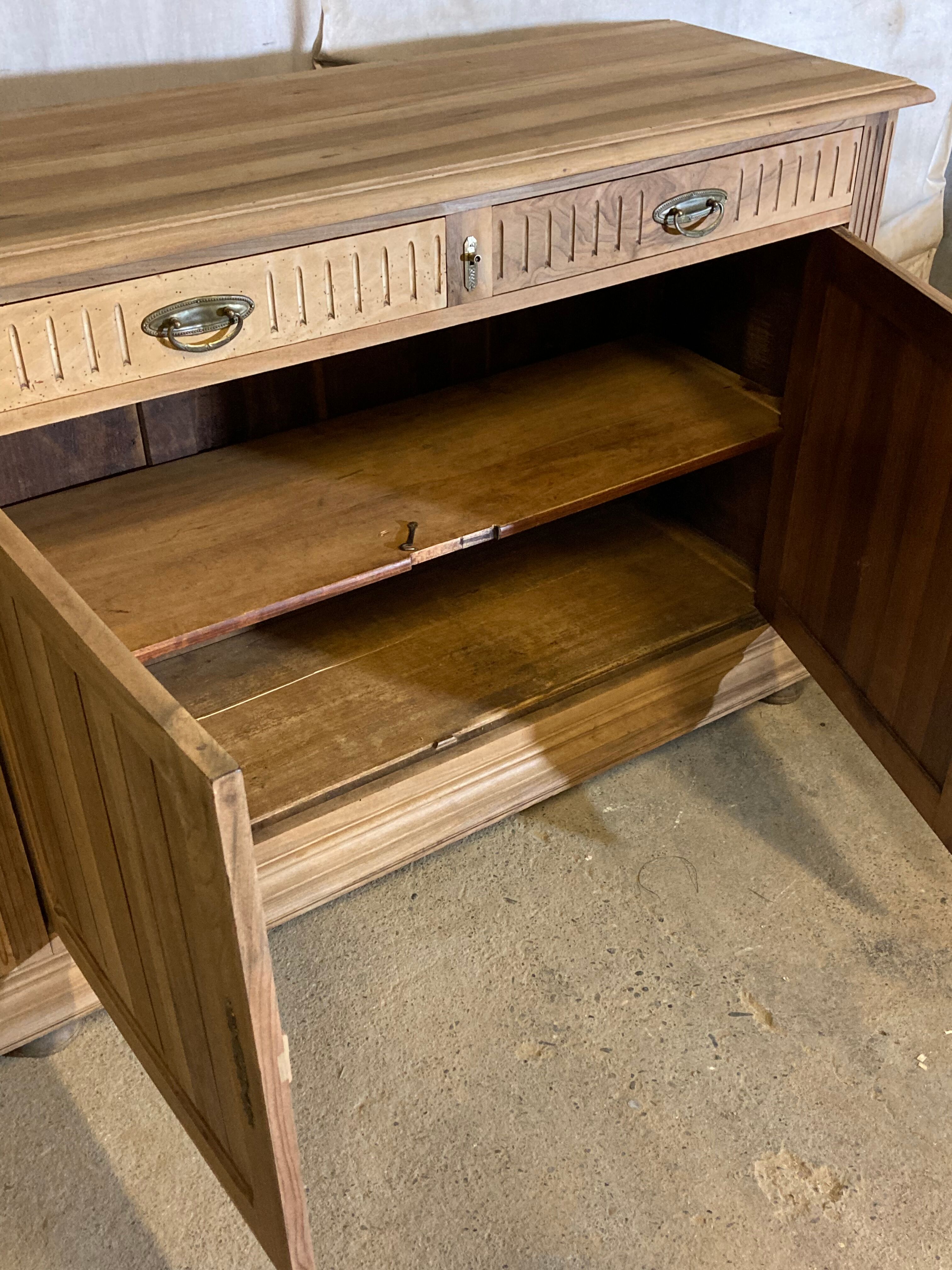 Sideboard 2 doors, 2 drawers natural