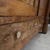Armoire à placage de loupe