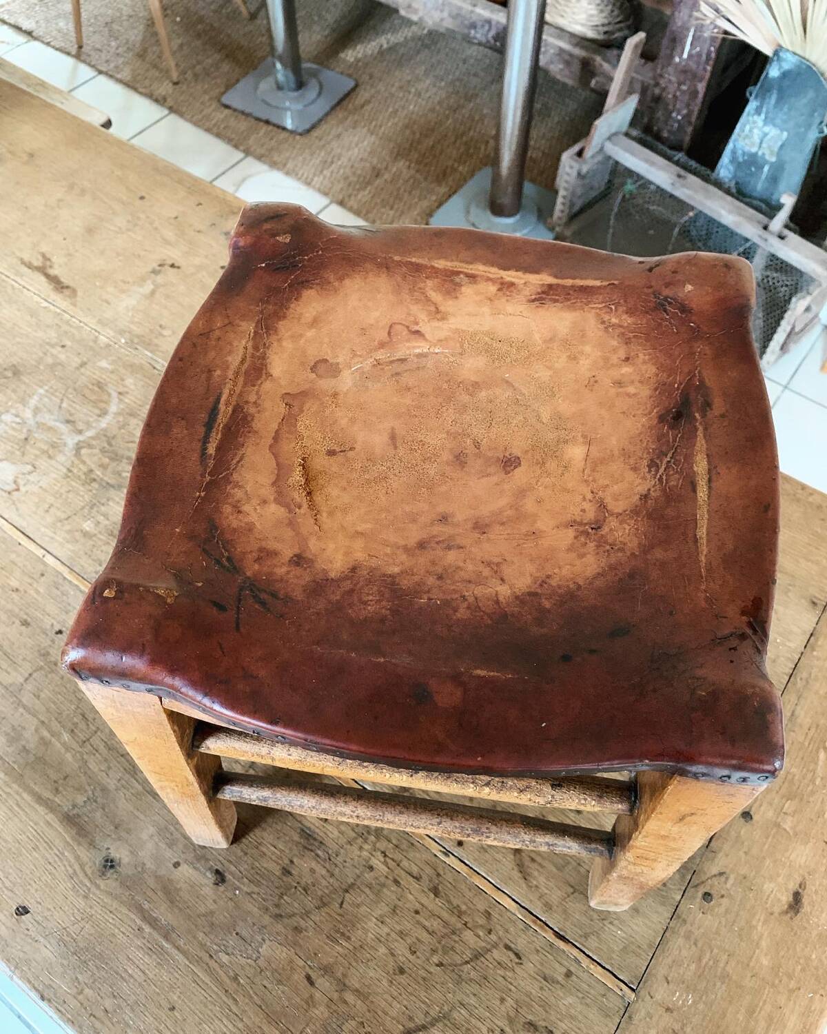 Shoemaker stool