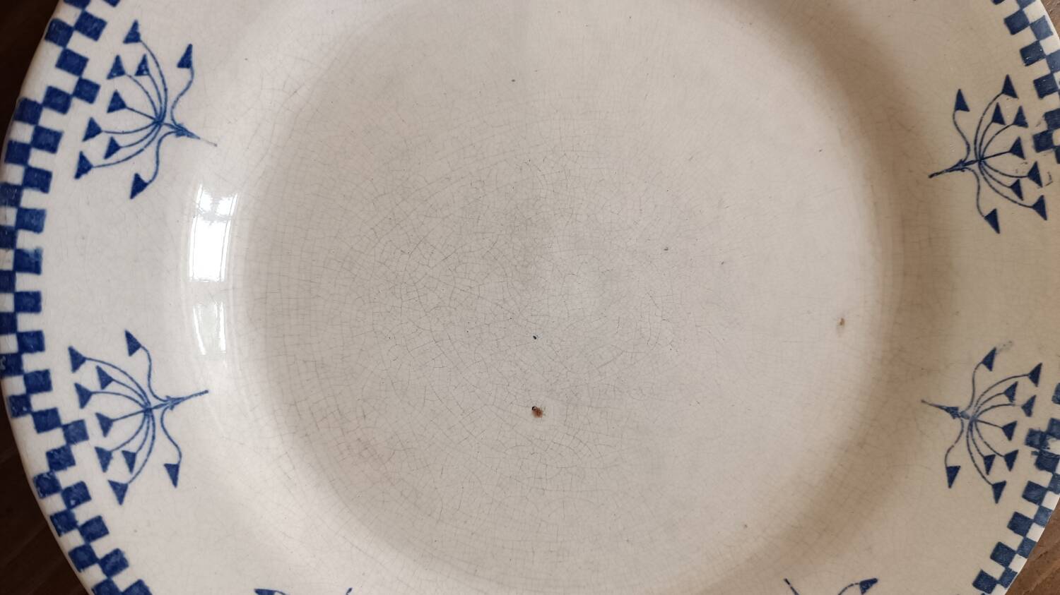 Set of Creil-Montereau Damier plates