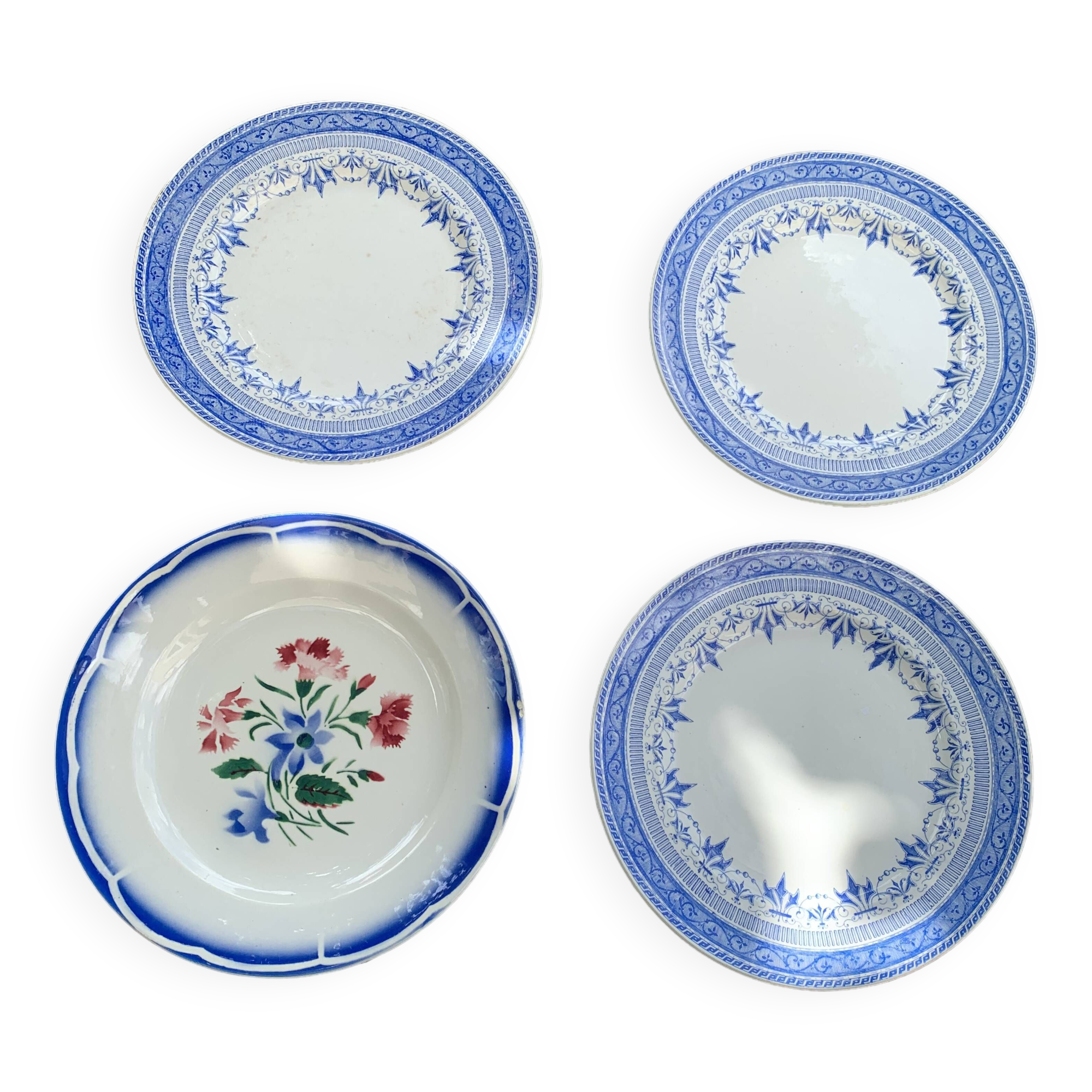 4 flat plates Gaulois model, Creil and Montereau and Elorn, Digoin Sarreguemines, collector