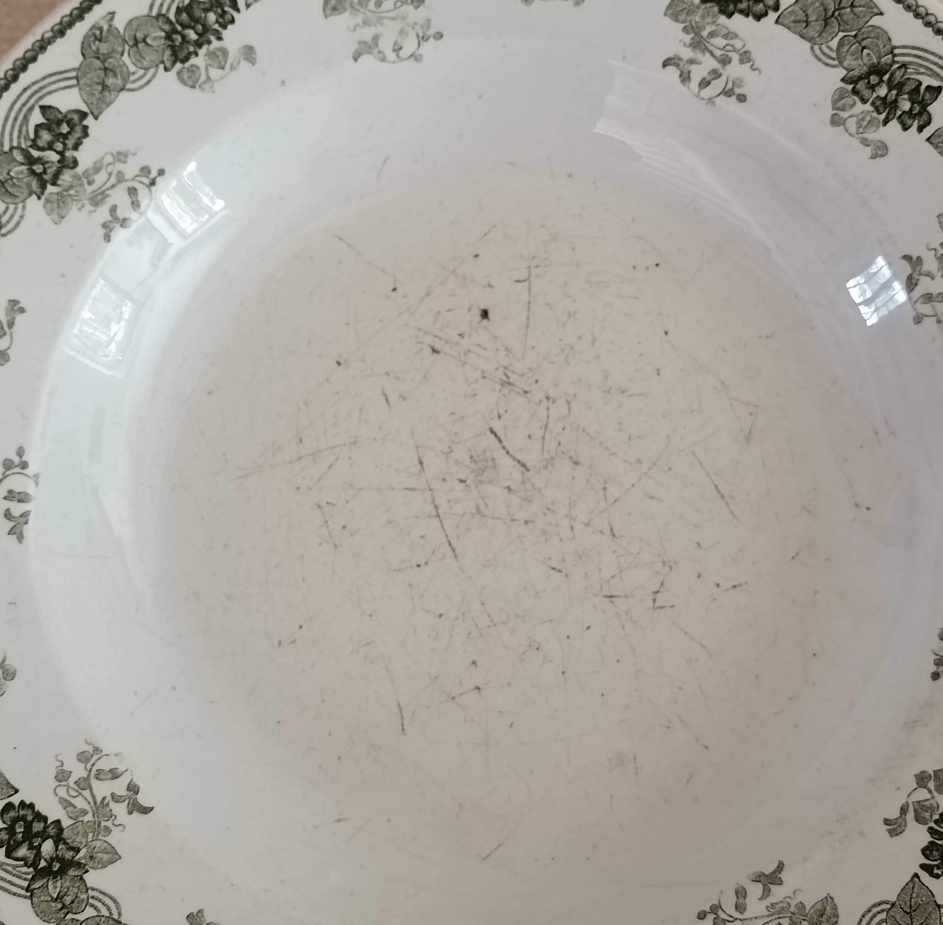 2 hollow plates in iron earth Moulin des Loups and Hamage