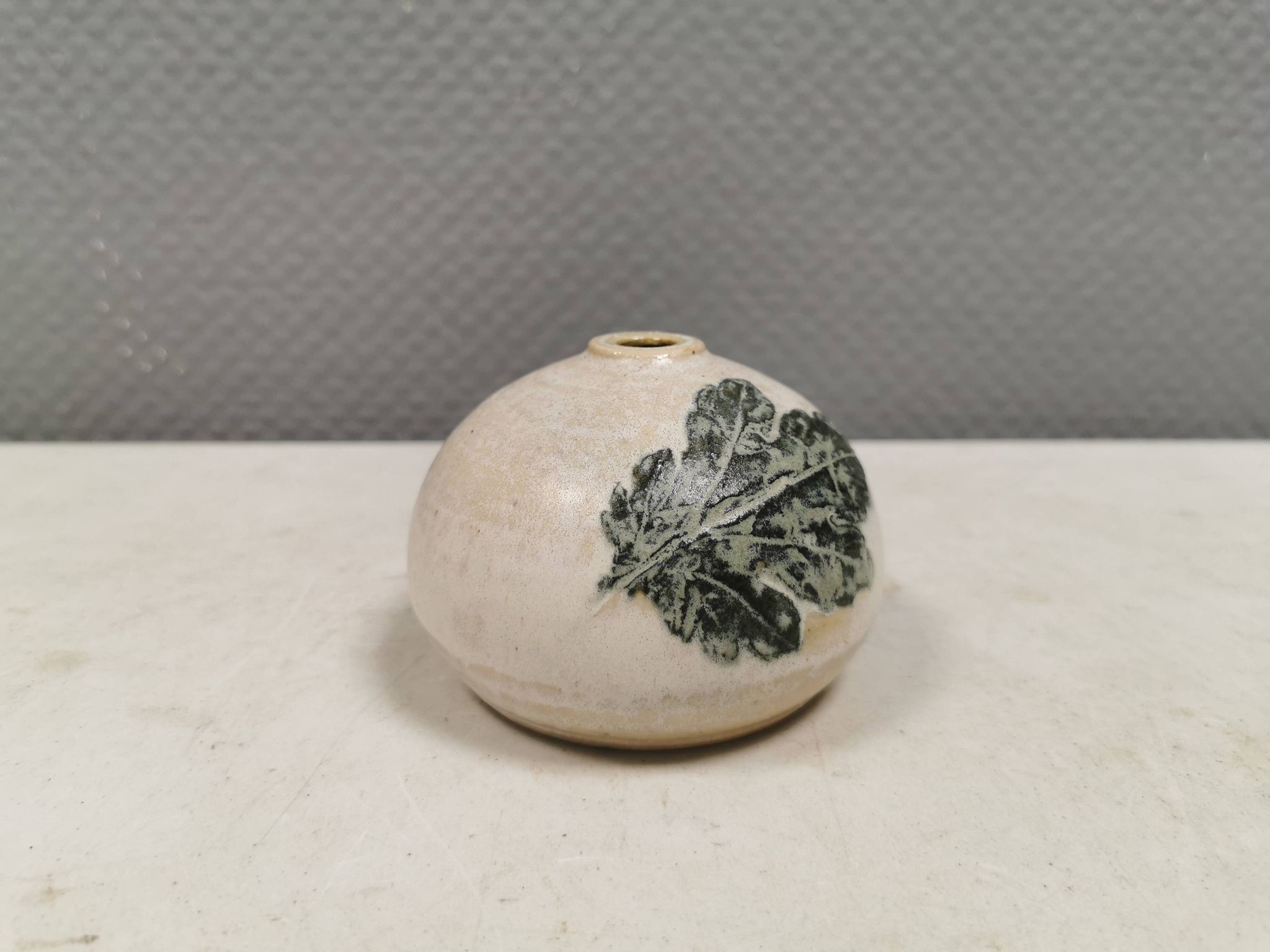 Miniature vase by Leif Holm, made in his own workshop in Errindlev 1970s