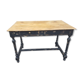 Black and wood table desk