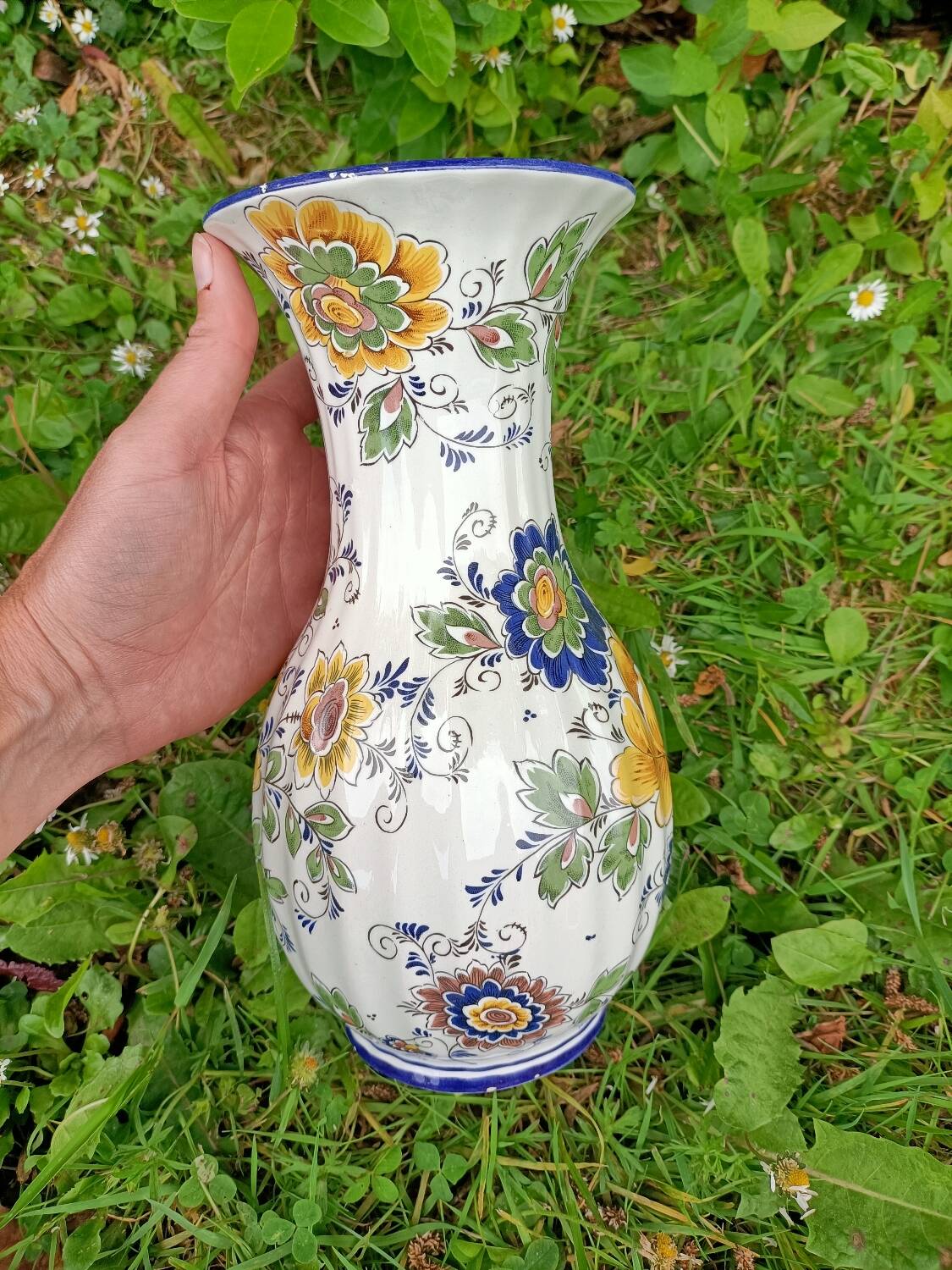 Retro ceramic vase