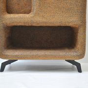 Cabinet — un objet de rangement sculptural fait à la main par Zachte Zaken.