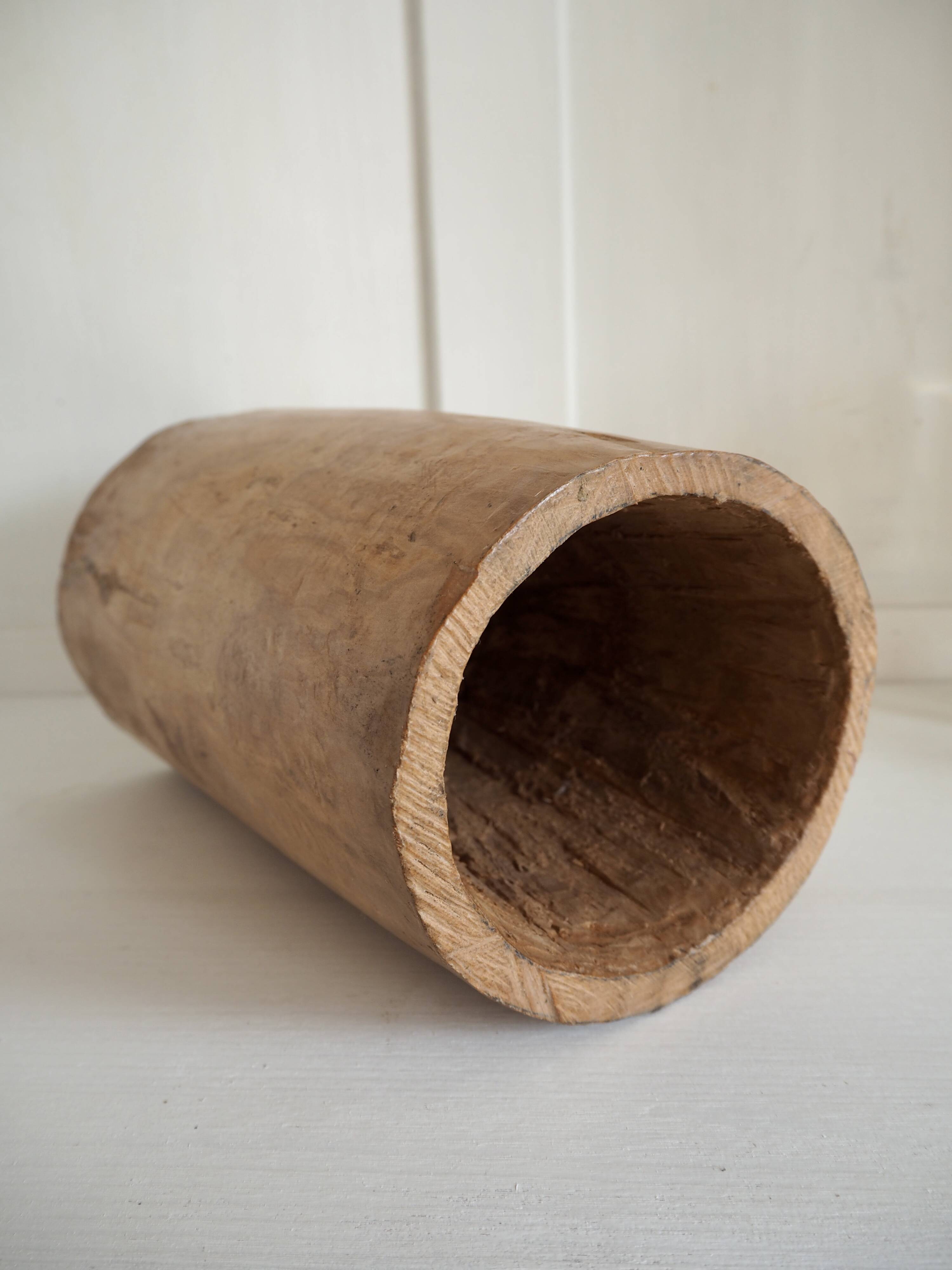 Vase XL en bois brutaliste