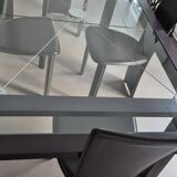 Dining room table