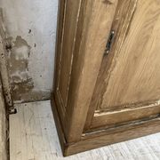 Large row of solid oak loom sliding doors