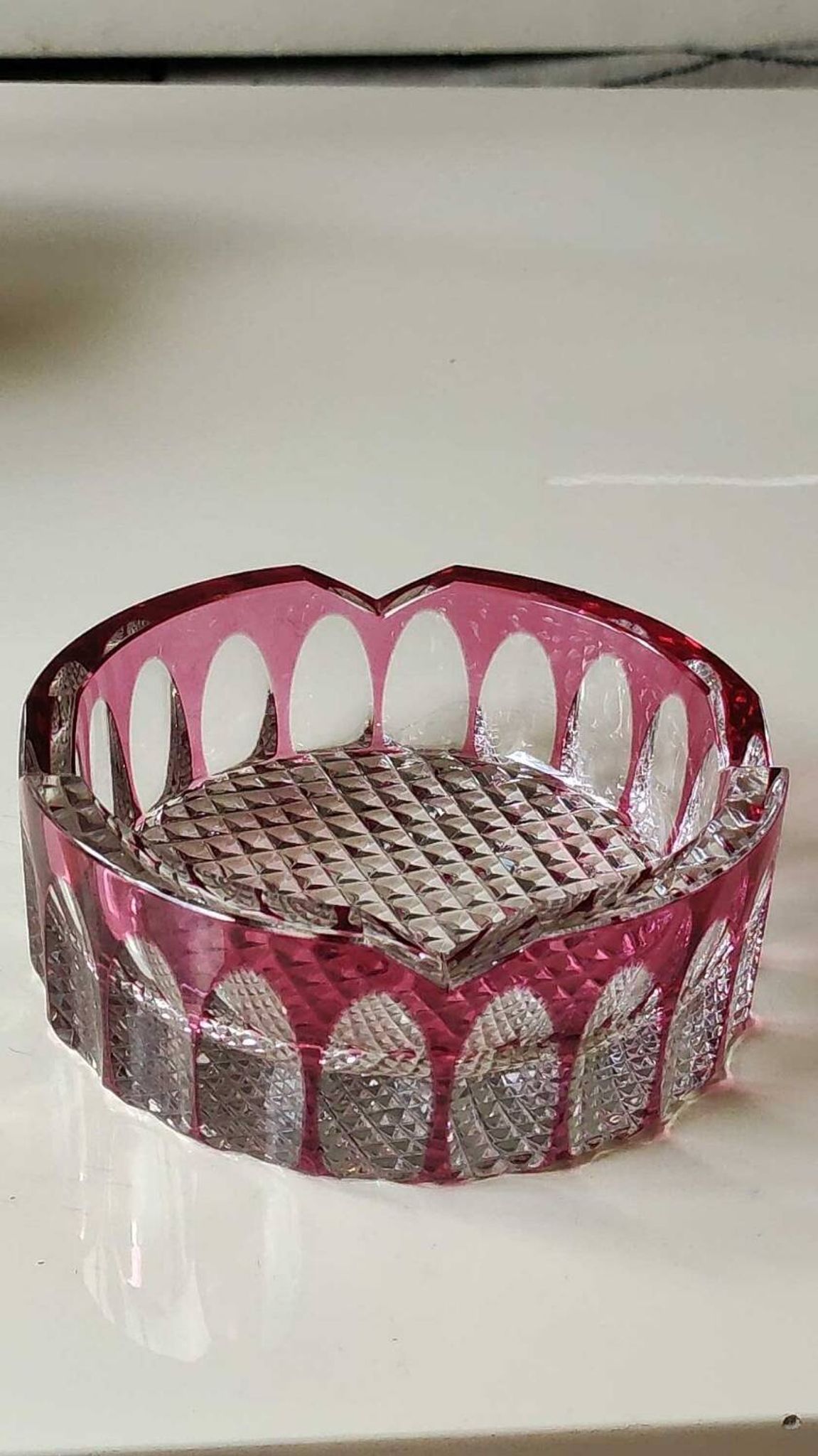 Large Val St-Lambert Ashtray/Vacuum Bin. Cranberry. Oval/Cross-hatched Patterns. Diam 15.5 cm