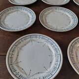 Set of eight flat plates, ironstone, Géon Rouard, Lille decoration, years.