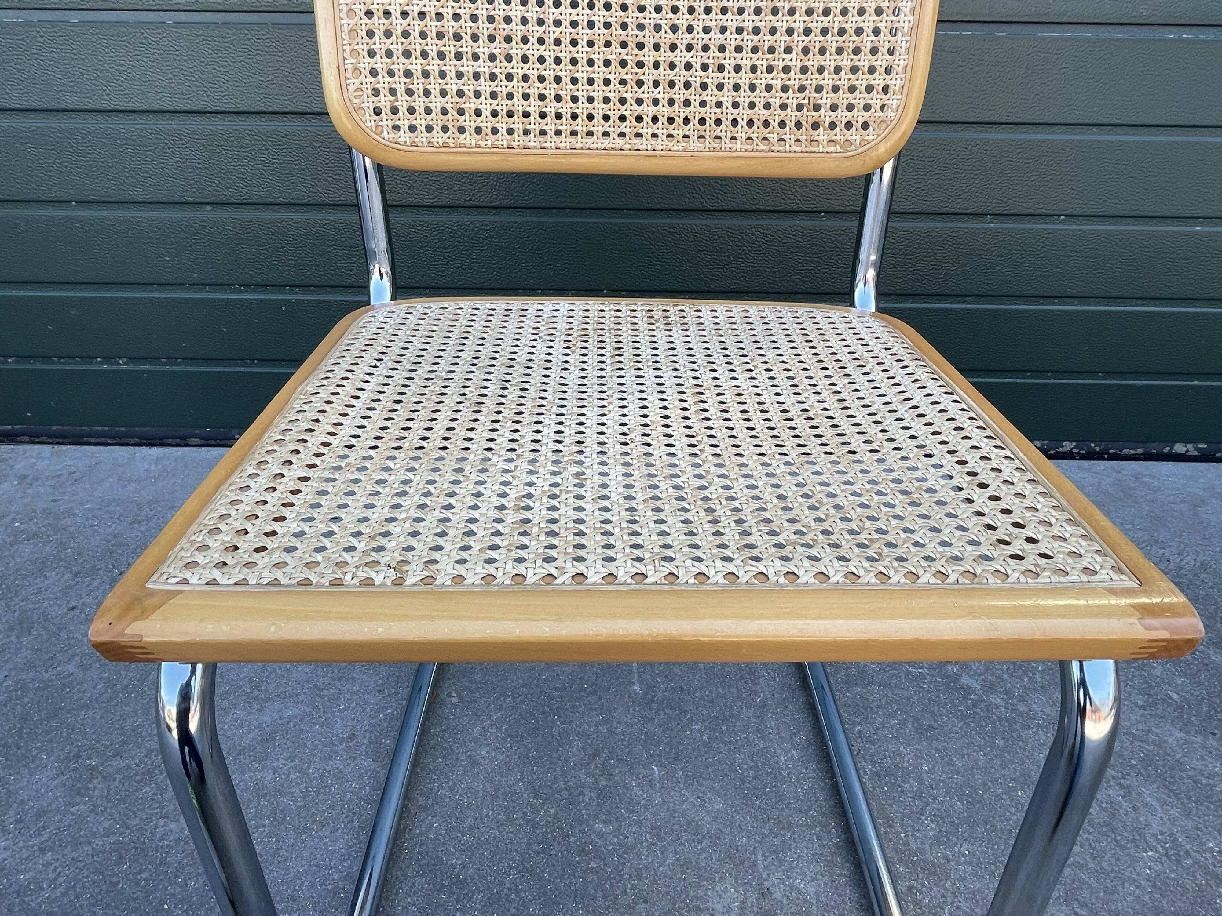 Set of 4 vintage Chairs model Cesca B32 designed by Marcel Breuer Design