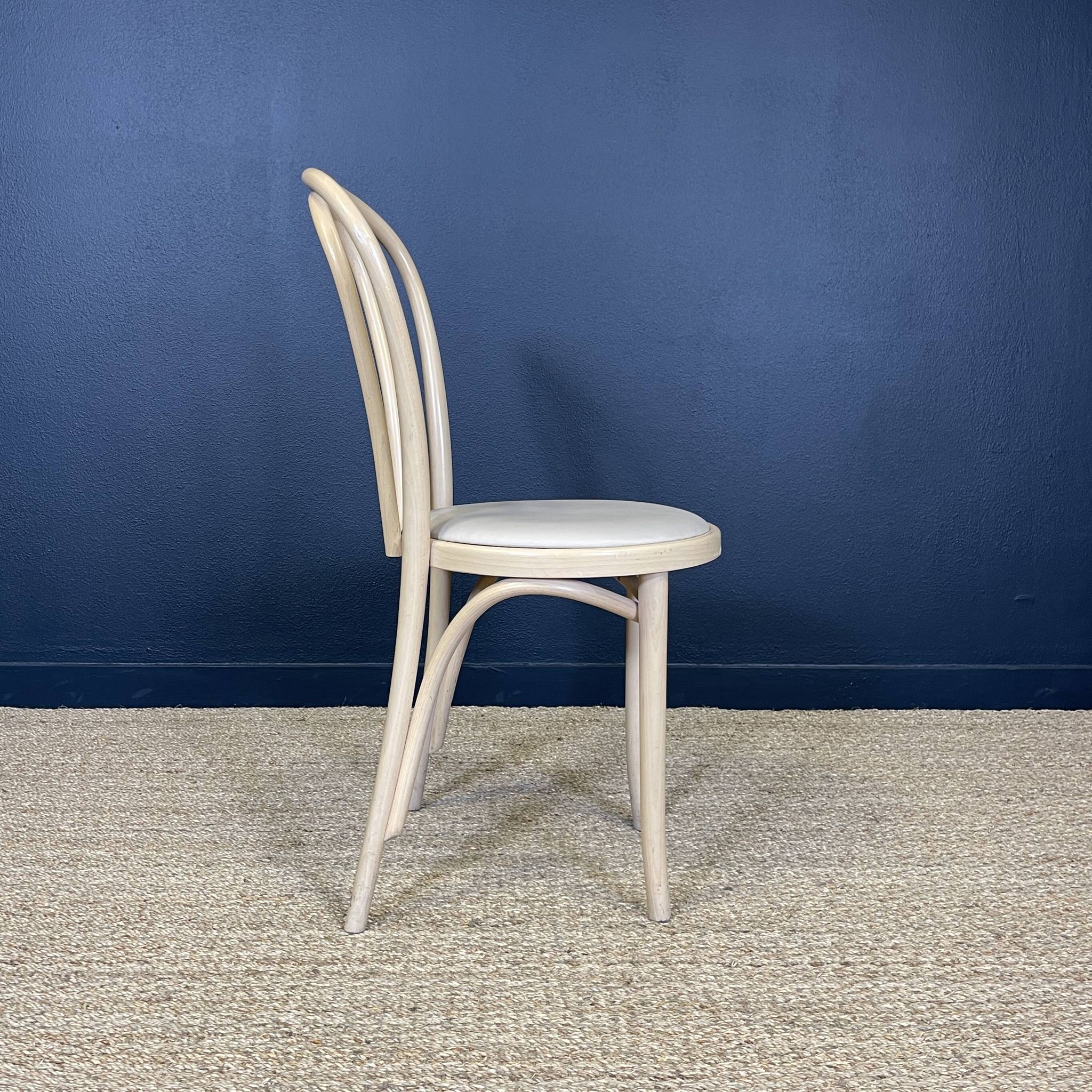 Set of 4 Thonet type bistro chairs light curved wood & Skaï GO IN Germany