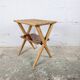 Petite table d'appoint vintage